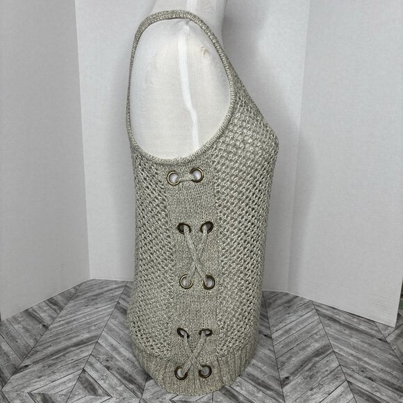 Guess  Bohemian Crochet Top Womens Medium Side Detailing Sleeveless Gray  Tank - Picture 5 of 10